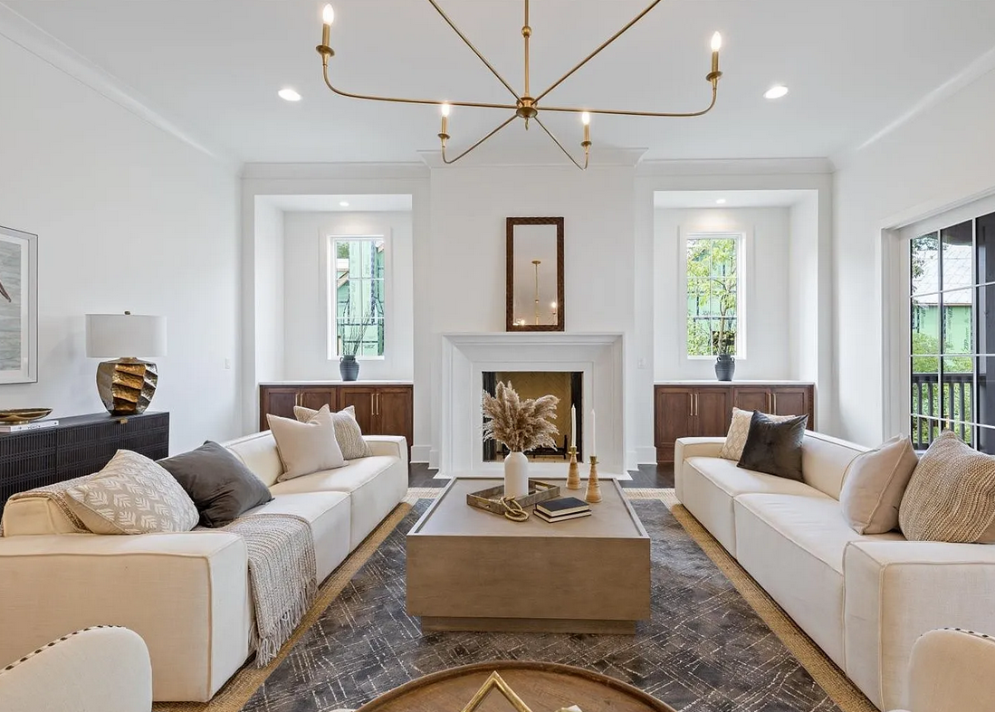 livingroom-swiffy-toronto.webp clean living room house cleaning www.swiffy.ca