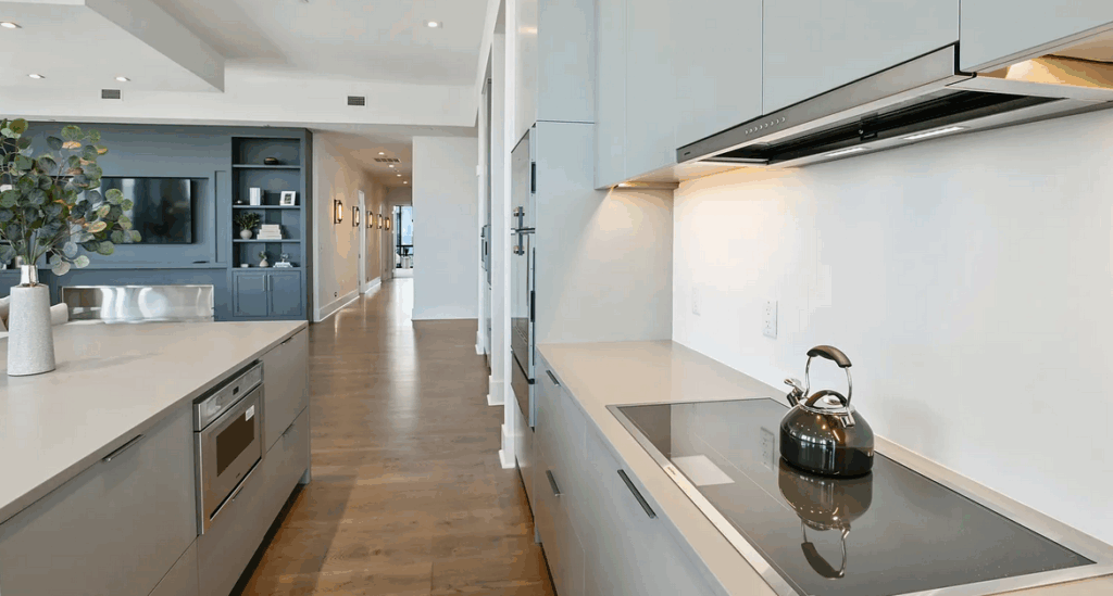 Downtown Toronto Condo Cleaning services Swiffy House Cleaning Downtown Toronto www.swiffy.ca SWIFFY