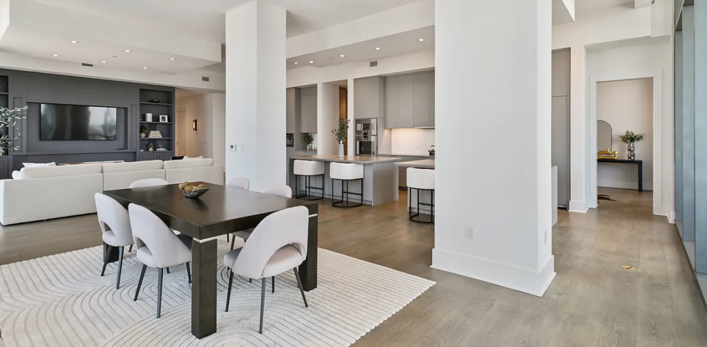 Downtown-Toronto-Condo-Cleaning-services-Swiffy-House-Cleaning-Downtown-Toronto-www.swiffy.ca-swiffy-toronto-condo.webp